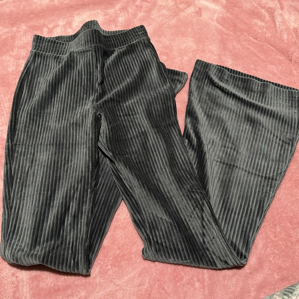 Aerie flare pants - Picture 2 of 8